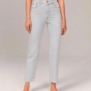 Abercrombie & Fitch Ankle Straight Ultra High Rise Curve Love Women’s 33/16